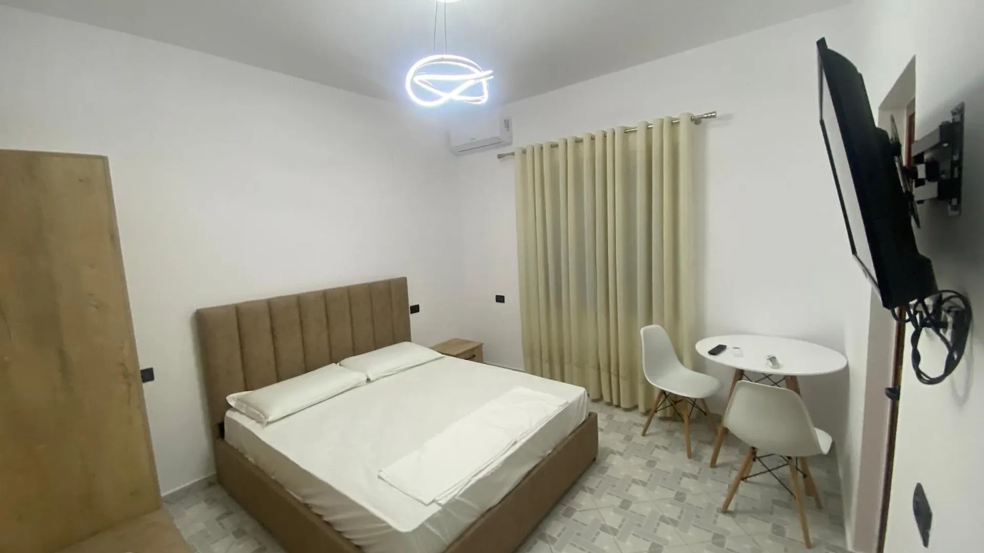 Mehmetaj'S Guest House Durres